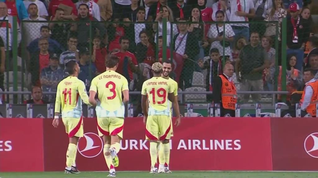 亚马尔断球+助攻！梅里诺世界波破门直挂死角！西班牙5-0土耳其！