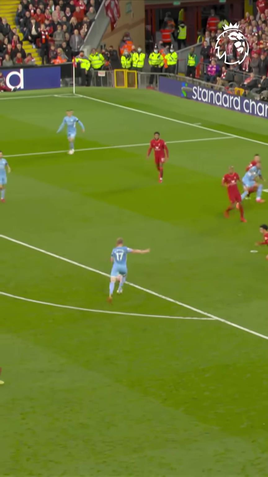 德布劳内的立体化进攻！长传策动，插上爆射破门！