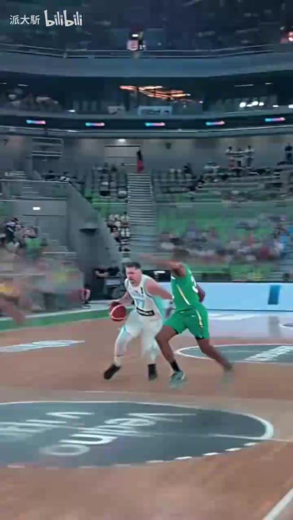 这就是持球大核的魅力！东契奇进攻混剪，他就是体系本身！