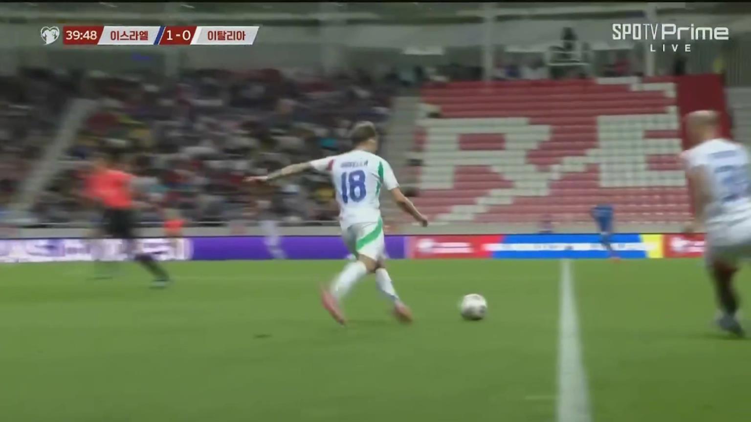 雷特吉助攻小基恩低射破门，意大利扳平比分！